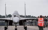[ẢNH] Vì sao phi công Ấn Độ - Pháp bất ngờ đổi tiêm kích Su-30MKI và Rafale cho nhau?