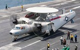 [ẢNH] Mỹ mất 4 chiếc F/A-18 vì cú hạ cánh lỗi của E-2D trên tàu sân bay đang răn đe Iran