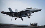 [ẢNH] Mỹ mất 4 chiếc F/A-18 vì cú hạ cánh lỗi của E-2D trên tàu sân bay đang răn đe Iran
