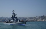[ẢNH] Khám phá tàu tên lửa 500 tấn có hỏa lực mạnh nhất thế giới của Israel