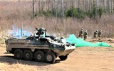 [ẢNH] Thái Lan được Mỹ giao thiết giáp Stryker với tốc độ nhanh chóng mặt