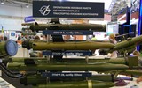 [ẢNH] Tên lửa đa năng mới của Ukraine khiến xe tăng và trực thăng Nga 