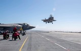 [ẢNH] Tàu đổ bộ tối tân nhất của Mỹ mang đầy F-35B tập trận tại Biển Đông