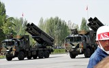[ẢNH] Thổ Nhĩ Kỳ ào ạt phóng tên lửa hạng nặng vào vị trí của quân đội Syria