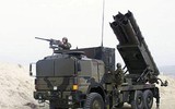 [ẢNH] Thổ Nhĩ Kỳ ào ạt phóng tên lửa hạng nặng vào vị trí của quân đội Syria