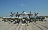 [ẢNH] Bộ ba máy bay ném bom chiến lược Nga khoe vũ khí trong tình hình nóng