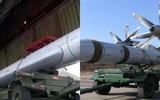 [ẢNH] Bộ ba máy bay ném bom chiến lược Nga khoe vũ khí trong tình hình nóng