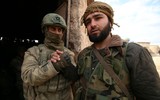 [ẢNH] Thổ Nhĩ Kỳ điều động số lượng khổng lồ binh sĩ và phương tiện áp sát Idlib