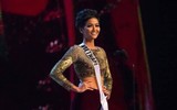 [ẢNH] Kỳ tích: Đại diện Việt Nam lần đầu lọt top 5 Hoa hậu Hoàn vũ Thế giới