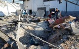 [ẢNH] Hiện trường ngổn ngang sau vụ không kích vào trại tạm giữ ở Libya
