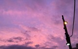 [ẢNH] Bầu trời Nhật Bản chuyển màu tím 