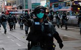[ẢNH] Vừa nới lỏng lệnh giãn cách xã hội, Hồng Kông tiếp tục hỗn loạn do biểu tình