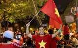 [ẢNH] Muôn vàn cách ăn mừng của Sao khi đội tuyển Việt Nam vào chung kết AFF Cup 2018