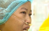 Cuộc trùng phùng đầy nước mắt của người mẹ ung thư và con trai Bình An