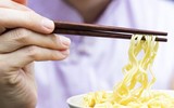 [ẢNH] Tác hại khó lường của việc ăn nhiều mỳ tôm đối với sức khỏe