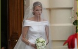 [ẢNH] Chiêm ngưỡng 12 mẫu váy cưới đẹp nhất trong lịch sử Hoàng gia các nước