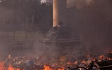 [ẢNH]: Thủ đô New Delhi bị nhấn chìm trong bạo loạn và đụng độ, hàng chục người chết