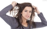 [ẢNH] Cảnh giác trước những hiểm họa từ thói quen để tóc ướt đi ngủ
