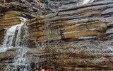 [ẢNH] Chiêm ngưỡng vẻ đẹp của 6 thác nước kỳ lạ nhất thế giới
