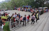 Giỗ tổ tại Đền Hùng 2017 bất ngờ vắng vẻ trong ngày khai hội