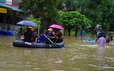 Lực lượng Công an ứng trực 24/24 hỗ trợ người dân, ứng phó mưa lũ