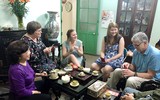 Trải nghiệm ẩm thực cùng gia đình người Việt trong không gian Hà Nội xưa