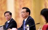 [Ảnh] Thủ tướng Trung Quốc Lý Khắc Cường trả lời phóng viên quốc tế về các 