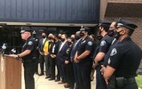 Vì sao nhiều cảnh sát Mỹ xuống thang, ủng hộ người biểu tình?