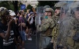 [Ảnh] Phản đối huy động quân đội trấn áp biểu tình, Bộ trưởng Quốc phòng Mỹ liệu có sợ mất ghế?