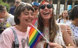 Người Úc mở đại tiệc ăn mừng khi hôn nhân đồng giới trở thành hợp pháp