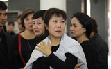 [ẢNH] Nghệ sỹ Việt thương tiếc đưa tiễn NSND Anh Tú về nơi yên giấc ngàn thu