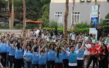 [Ảnh] Màn nhảy Flashmod sôi động của 600 sinh viên và giảng viên, kêu gọi giảm rác thải nhựa dùng một lần