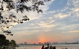 [ẢNH] Hồ Tây - Bức tranh Hà Nội đa sắc màu