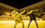[ẢNH] Huyền thoại điền kinh Usain Bolt ăn tập cùng Dortmund, chờ ngày trình làng
