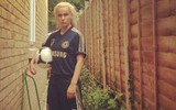 Darcy Wells, nữ cầu thủ của Chelsea dũng cảm tố bị HLV cưỡng bức