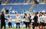 [ẢNH] Salah hí hửng trở về Olimpico tái ngộ AS Roma