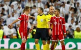 [ẢNH] Nghi án trọng tài bênh Real, nhắm mắt cho qua quả 11m mười mươi của Bayern