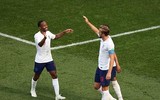 [ẢNH] Harry Kane giữ quả bóng trong trận đấu kỷ lục của ĐT Anh như báu vật