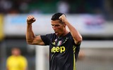 [ẢNH] Vừa đến Serie A, Ronaldo đã làm đối thủ gãy mũi và nhập viện