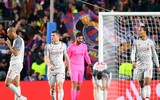 [ẢNH] Suarez ăn mừng phấn khích khi ghi bàn vào lưới đội bóng cũ Liverpool