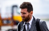 [ẢNH] Messi và đồng đội bảnh bao đến Liverpool, chờ lấy vé chung kết