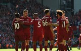 [ẢNH] Liverpool gượng cười an ủi nhau khi trở thành kẻ về nhì hay nhất lịch sử