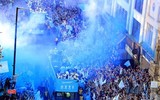 [ẢNH] Nhìn Man City phủ xanh thành Manchester trong lễ ăn mừng, M.U có hổ thẹn?
