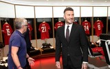 [ẢNH] Beckham tái xuất, Solskjaer ghi bàn, M.U đè bẹp Bayern 5-0