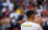[ẢNH] Eden Hazard hớn hở trong ngày chính thức trở thành 