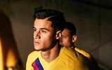 [ẢNH] Barca ra mắt mẫu áo đấu sân khách cực bắt mắt