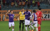 [ẢNH] Quang Hải ghi bàn 3 trận liên tiếp, Hà Nội FC lên đầu bảng V-League