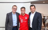 [ẢNH] Coutinho hớn hở ra mắt Bayern, lấy số áo tuyệt đẹp Robben để lại