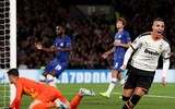 [ẢNH] ĐKVĐ Liverpool, Chelsea thua sốc vòng mở màn Champions League