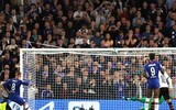 [ẢNH] ĐKVĐ Liverpool, Chelsea thua sốc vòng mở màn Champions League